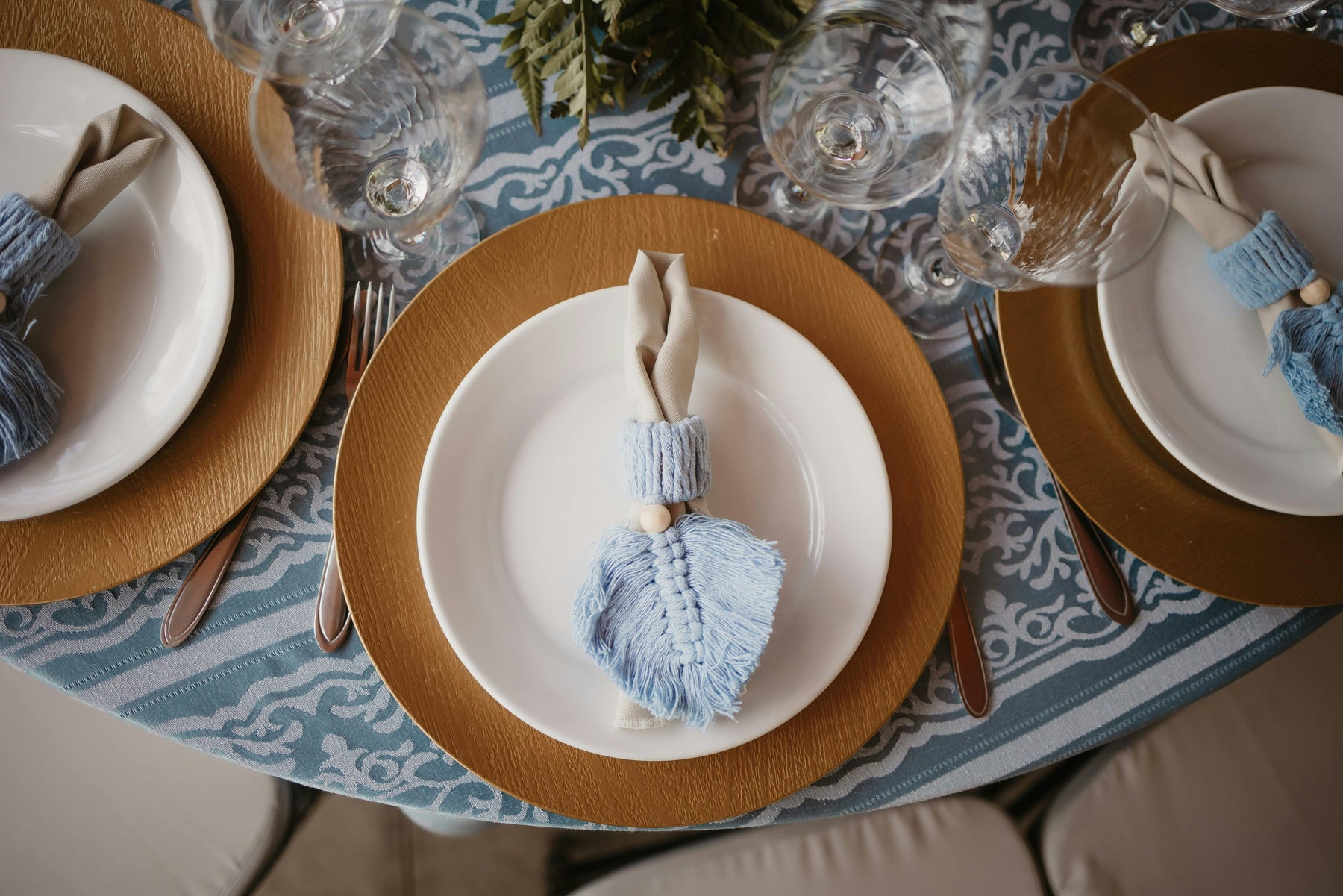 How To Host The Outdoor Get-Together Of Your Dreams