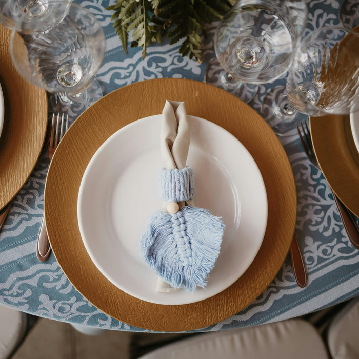 How To Host The Outdoor Get-Together Of Your Dreams